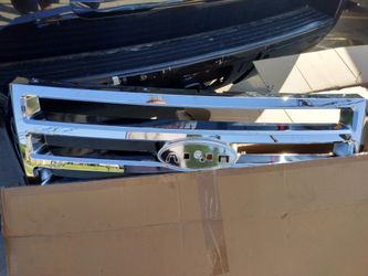 2008 Ford Expedition Grill New 