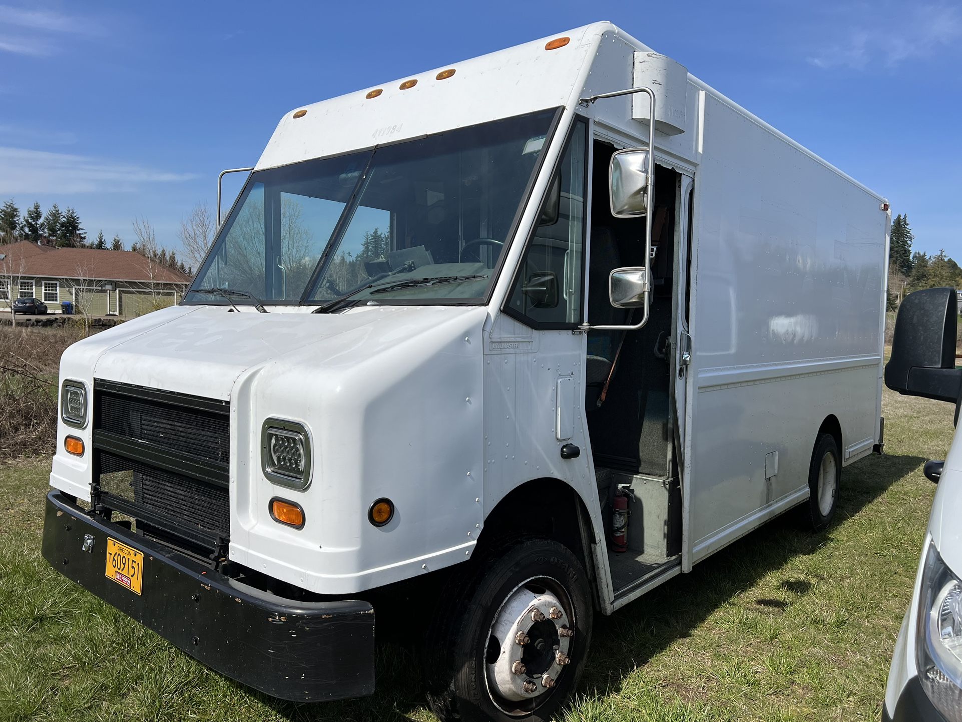 1999 Freightliner P700 FedEx Delivery Step Van
