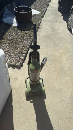 Hoover windtunnel vacuum cleaner