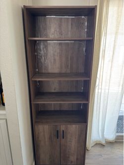 Book case / storage cabinet