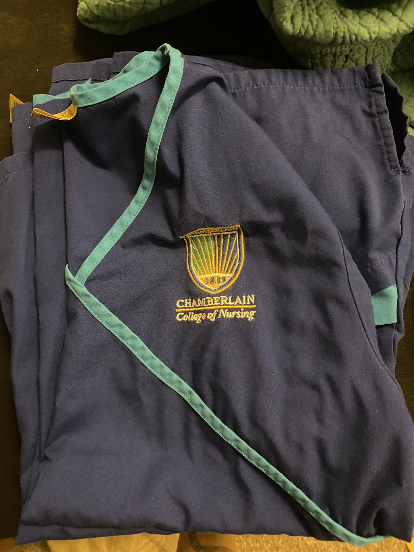 Chamberlain University Nursing School Uniform Scrubs