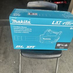 116 MPH 459 CFM 18V LXT Lithium-Ion Brushless Cordless Leaf Blower (Tool-Only)