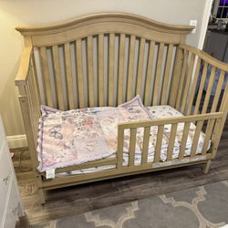 Crib/toddler Bed