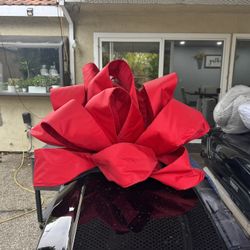 Giant red bow High Quality.  