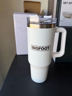 40oz Tumbler NEW