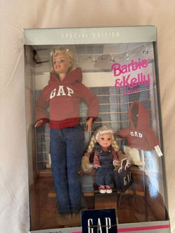 Special Edition Barbie And Kelly Gap Outfits