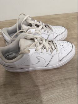 White Nike Air Force Ones Size Youth 7