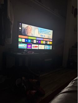 43 inch 4k UHD LED smart tv