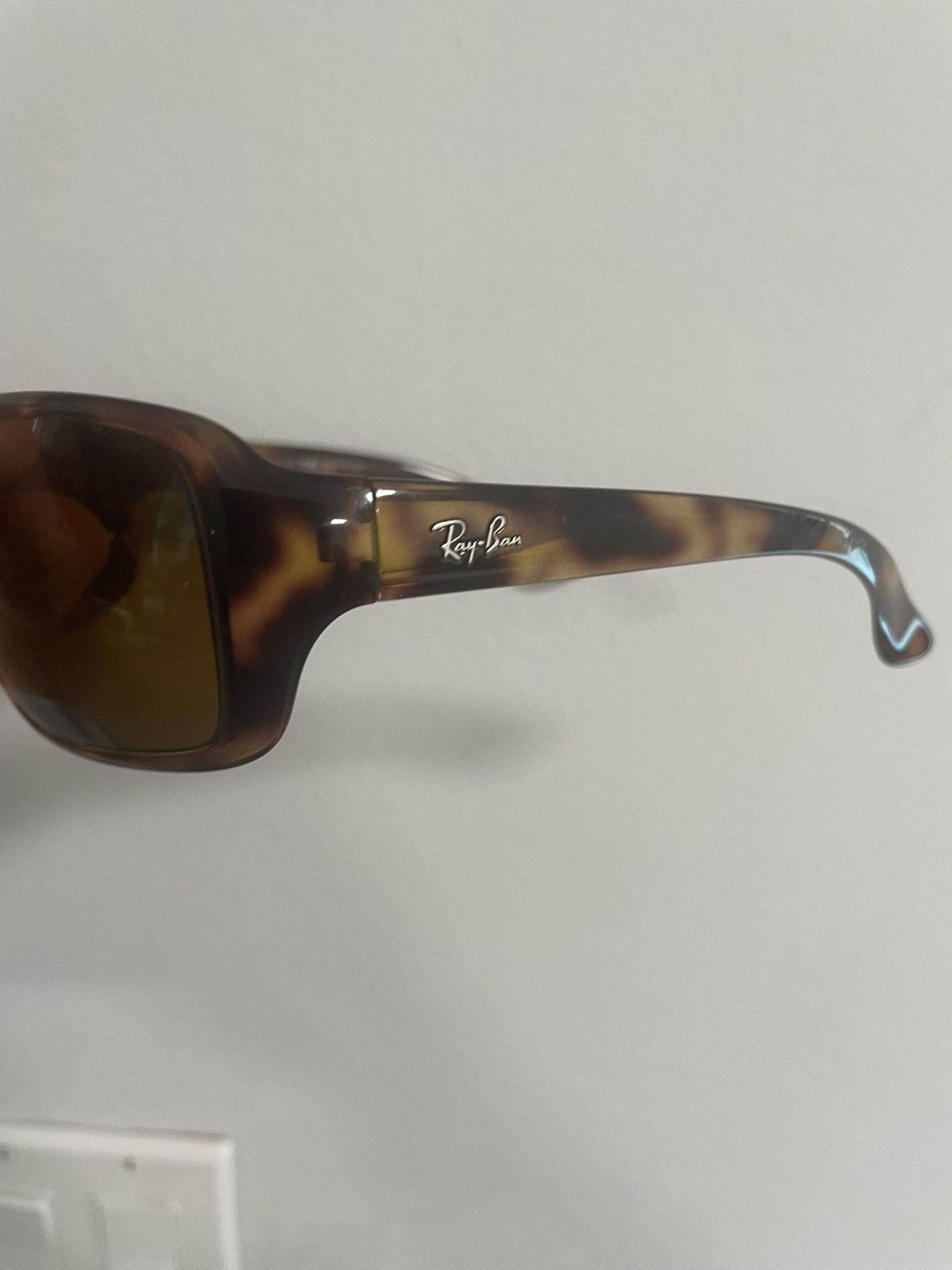 Women’s Ray Ban Sunglasses Model Rb4068 64257 $70 Obo