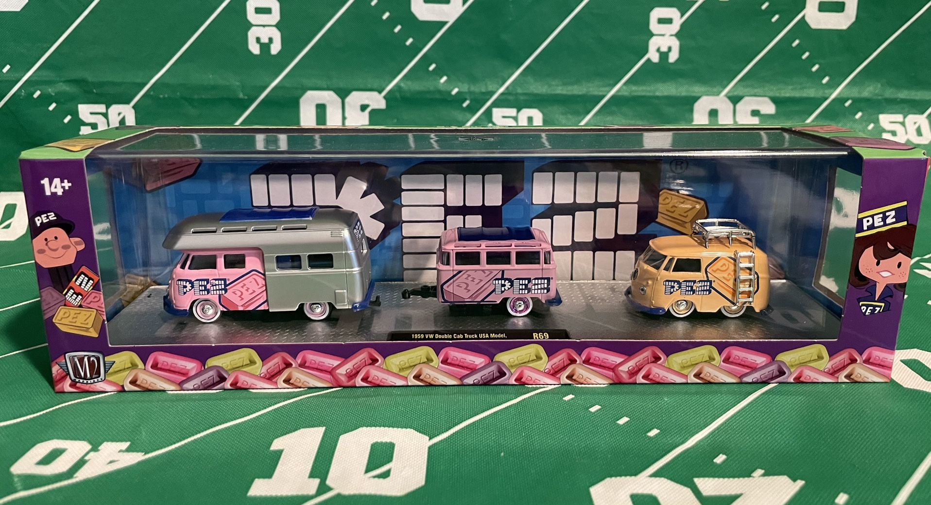 M2 Machines Auto Haulers PEZ Set '59 VW Truck, Trailer & '60 VW Delivery Van