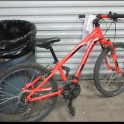 Used Specialized Hotrock 24" 21-Speed 2016 Orange Kids Mountain Bicycle