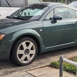 2000 Audi TT