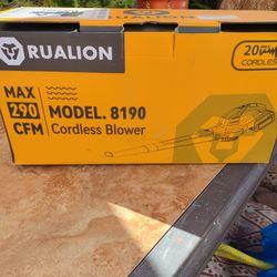 Cordless Leaf Blower 🌿🌿