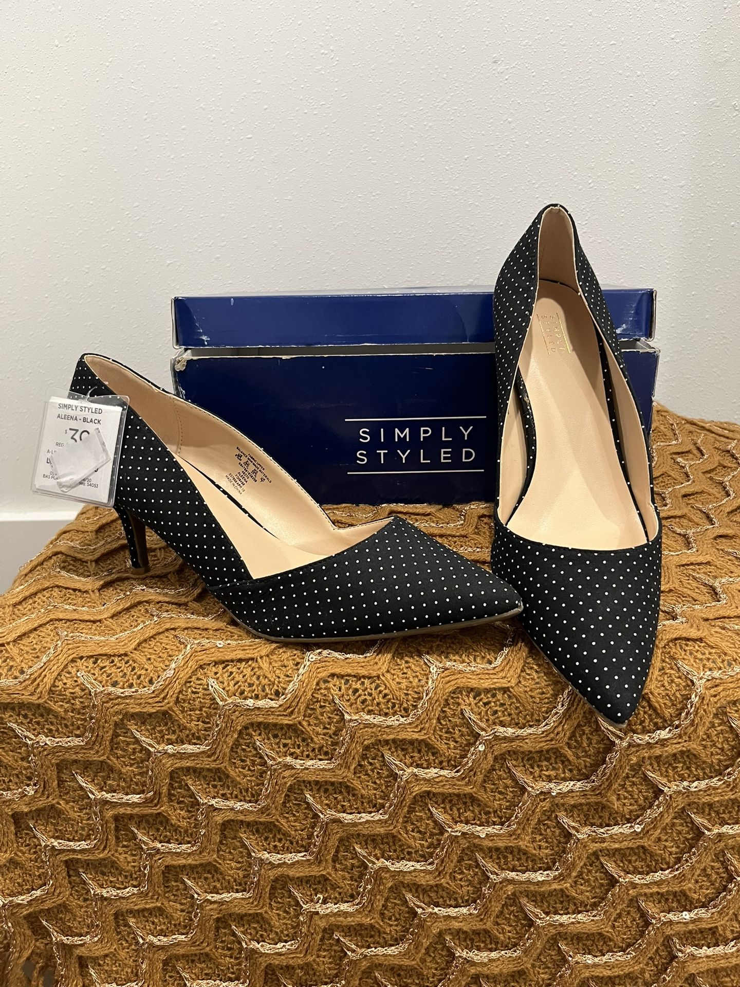 Ladies Heels 8.5