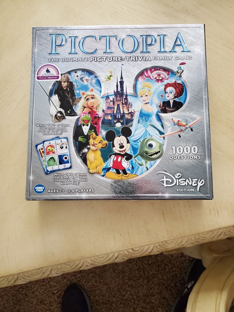 Disney board game Pictopia