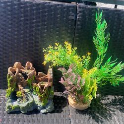 Aquarium Decor - 2 Pieces