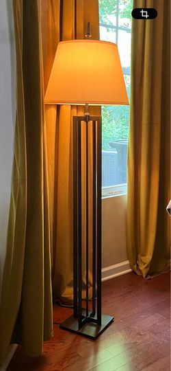 Apex beautiful classic Restoration Hardware bronze floor lamp & lampshade hard to find design