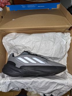 adidas "OZELIA"