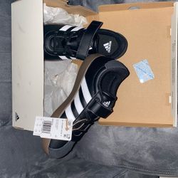 Boy’s Adidas VL Court