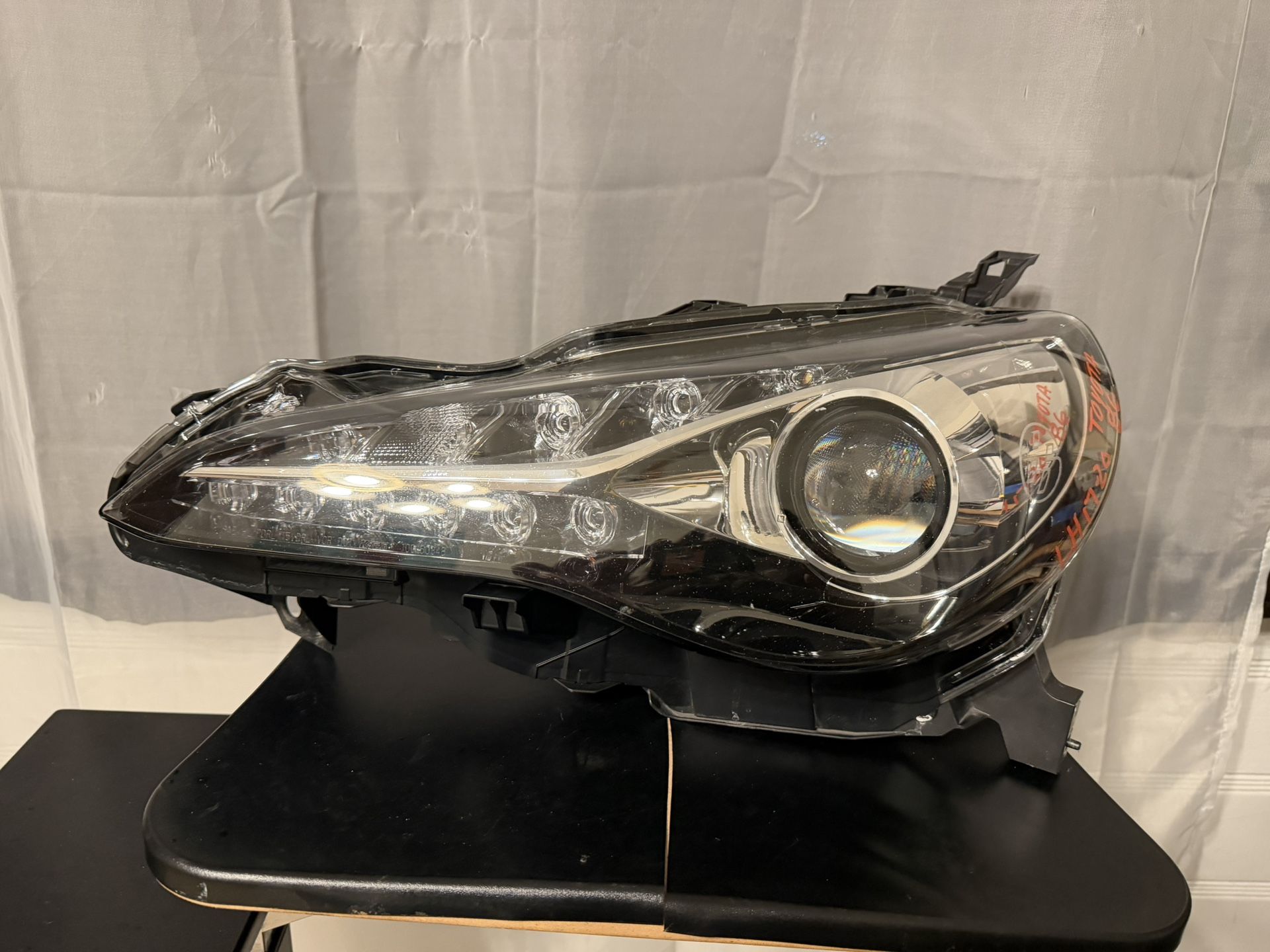 2017-2020 TOYOTA 86 LH HEADLIGHT OEM