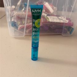 Nyx This Is Juice Gloss Blueberry