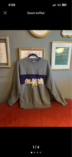 Vintage Disney seven dwarfs sweater