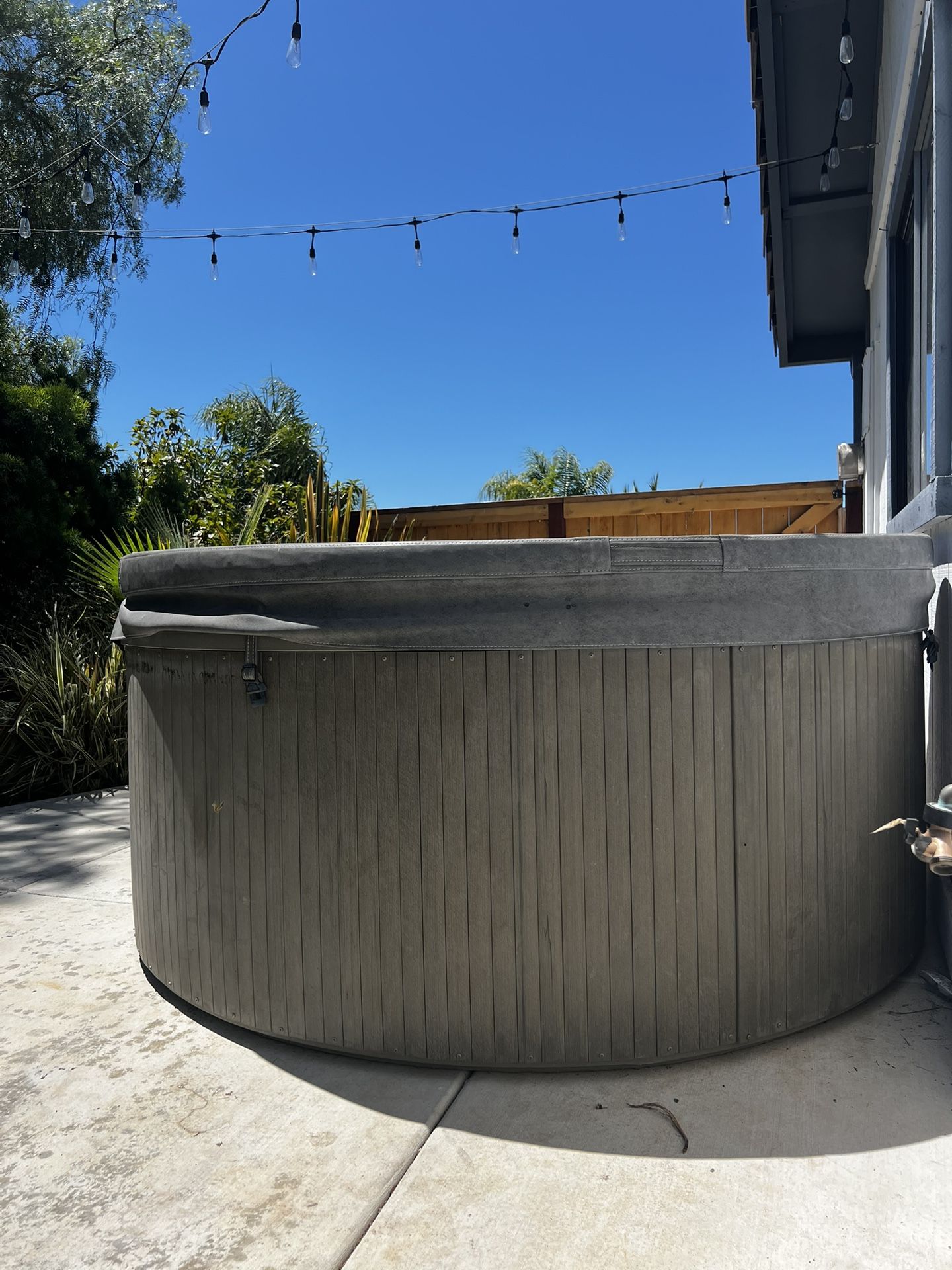 Jacuzzi/Hot Tub