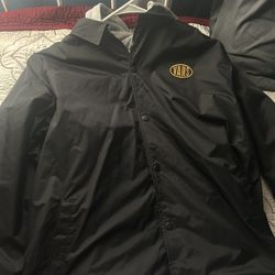 Brand New Vans Windbreaker Cozy Material 