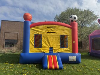 15 X 15 Sport Bounce House