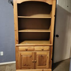 Broyhill Lighted Bookcase