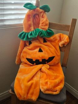 Pumpkin 🎃 costume