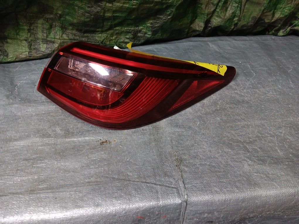 2018-22 Infinity Q50 Right Tail Light