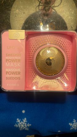 Foreo- UFO2 HEATED AND COOL THERAPY .