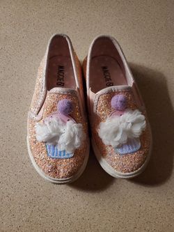 lil girls size 7c maggie& Zoe slip on shoes