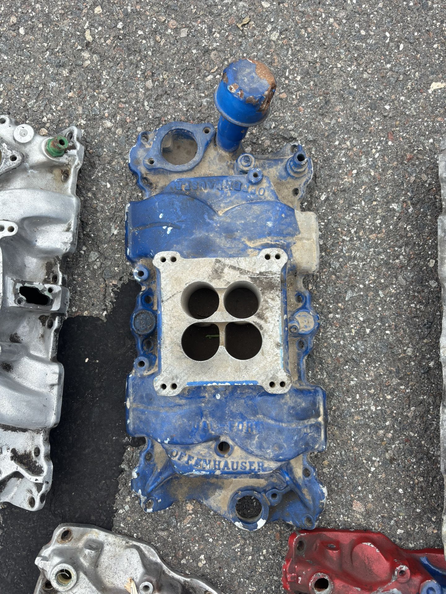 Small block Chevy Offenhauser, aluminum intake SBC performance