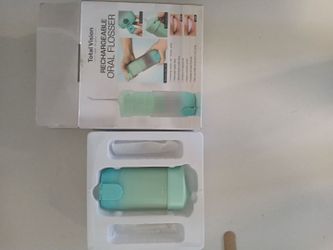 Oral flosser