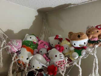 Hello kitty plushies