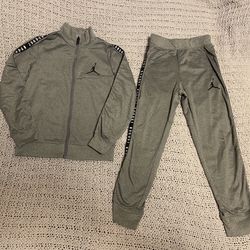 Boys Jordan Clothes Size 7