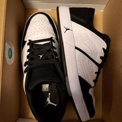 All 4 Pairs Of Shoes.  With  Jordan's Added. Mix Of New And Old