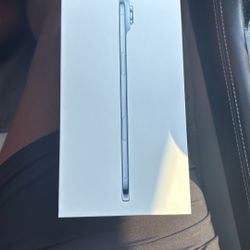 iPhone 17 Air Brand New 