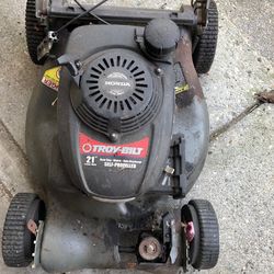Honda lawnmower engine Only, Model  GCV160