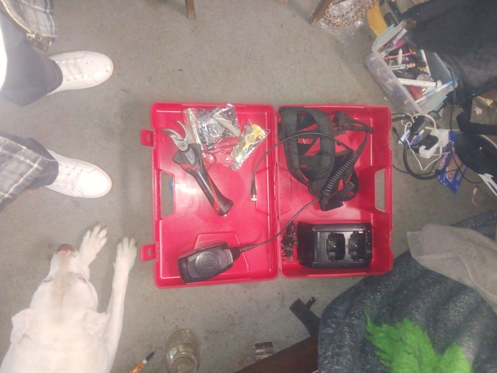 Infaco Electrocoup Battery Pruner F3015