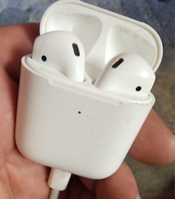 Apple Air Pods