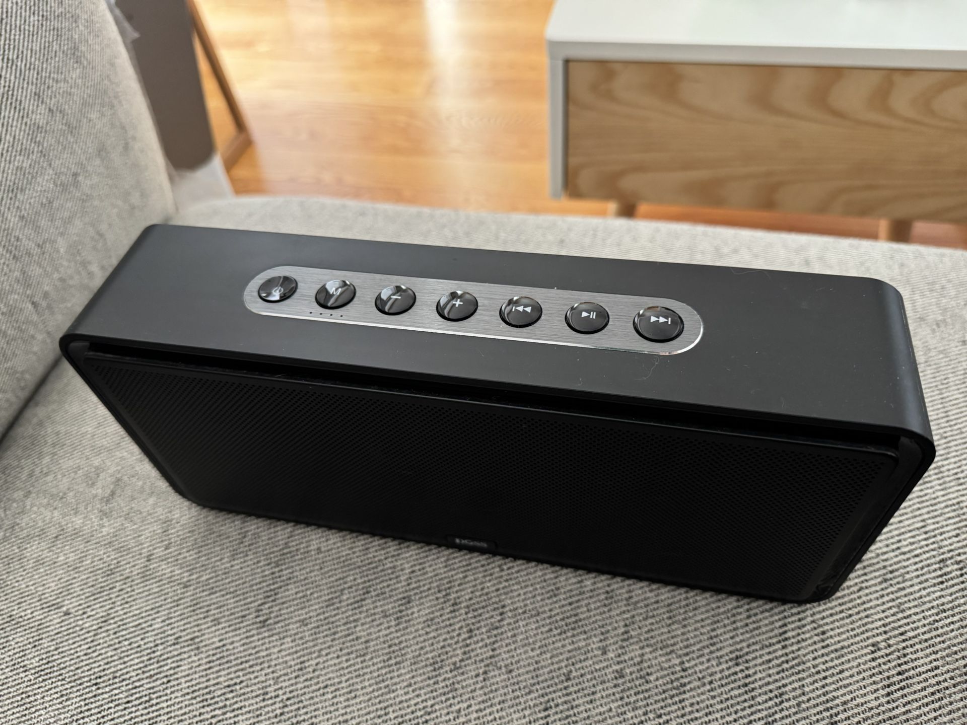 DOSS SoundBox XL Bluetooth Speaker