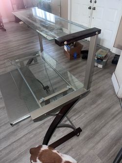 Computer desk