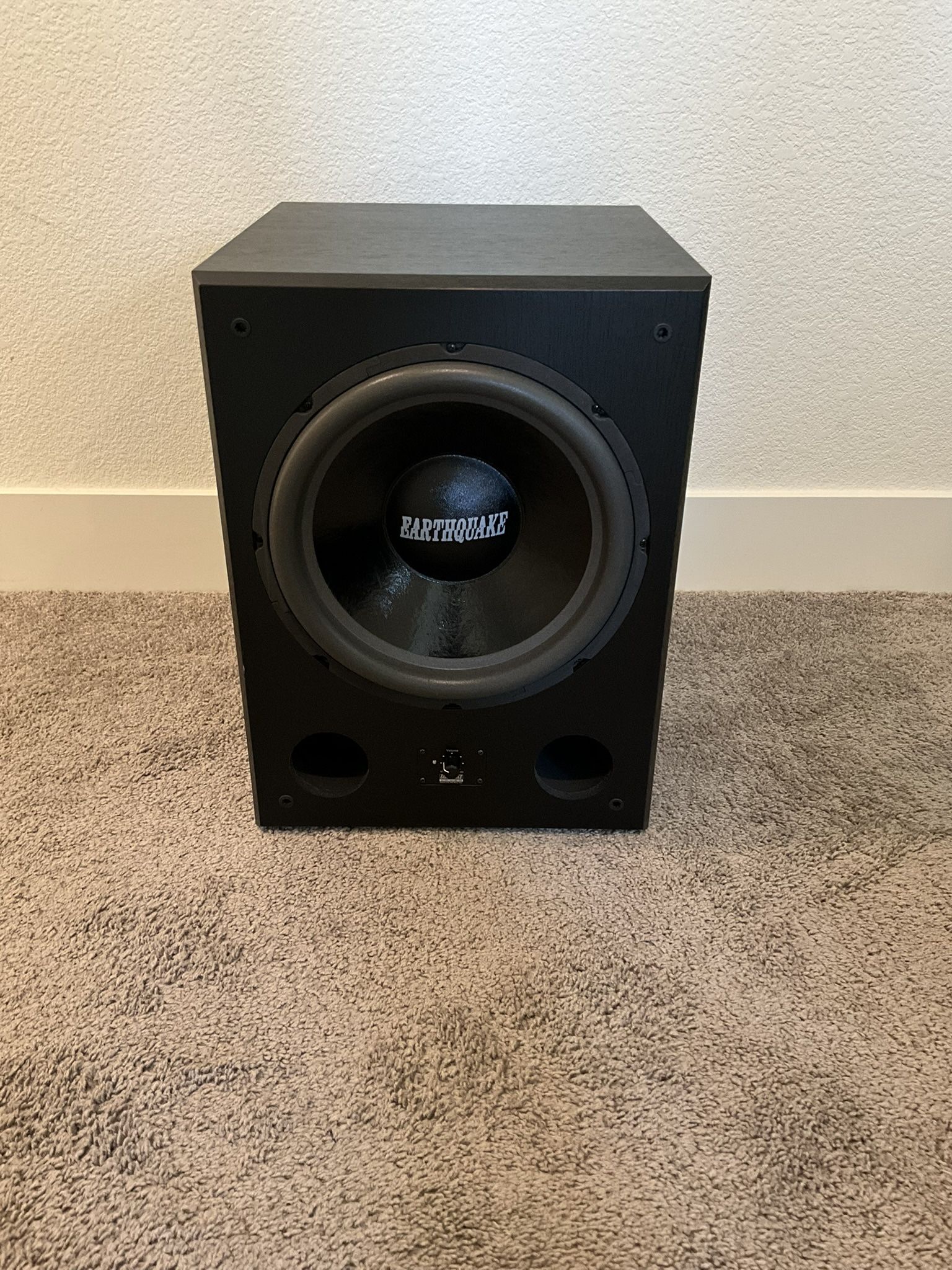 Earthquake FF12 Powered Subwoofer - Absolute Perfect Condition