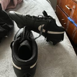 Black Jordan Cleats