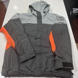 Quiksilver Puffer Snow Jacket Men’s Full Zip Surfwear Size S Y2K 90s Gray Orange  Dope Vintage Quiksilver Jacket perfect for Snowboard season. Comes w