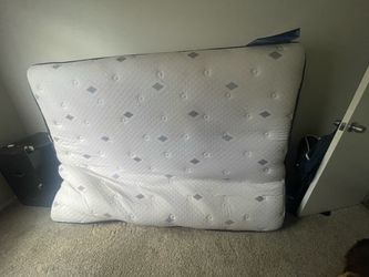 White Queen Sized Quilted Mattress with Blue Trim