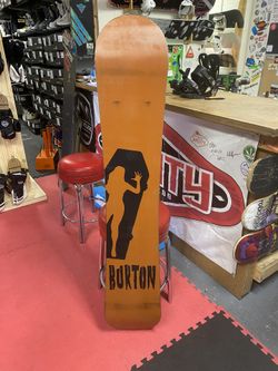 Burton Dragon 152 snowboard certified with warranty for Sale in